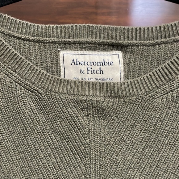 Abercrombie & Fitch Sweater - Picture 11 of 14